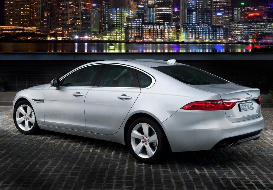  Jaguar XF Prestige 2016 года  (AU) (фото 15 из 23)